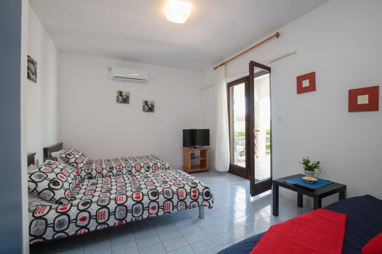 Apartments Brankica Vantacici Exterior photo